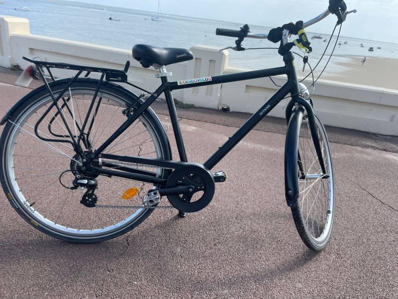 VTC GRANDE TAILLE à louer à Arcachon