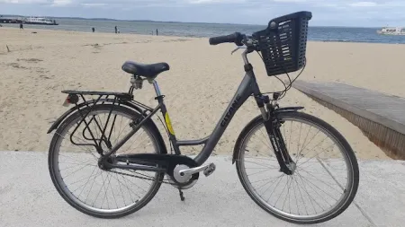 Notre zone d'activité pour ce service Accessoires vélo à louer à Arcachon : sacoches, kits anticrevaison, sièges bébé